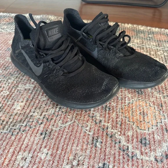 Nike runners - Picture 2 of 4